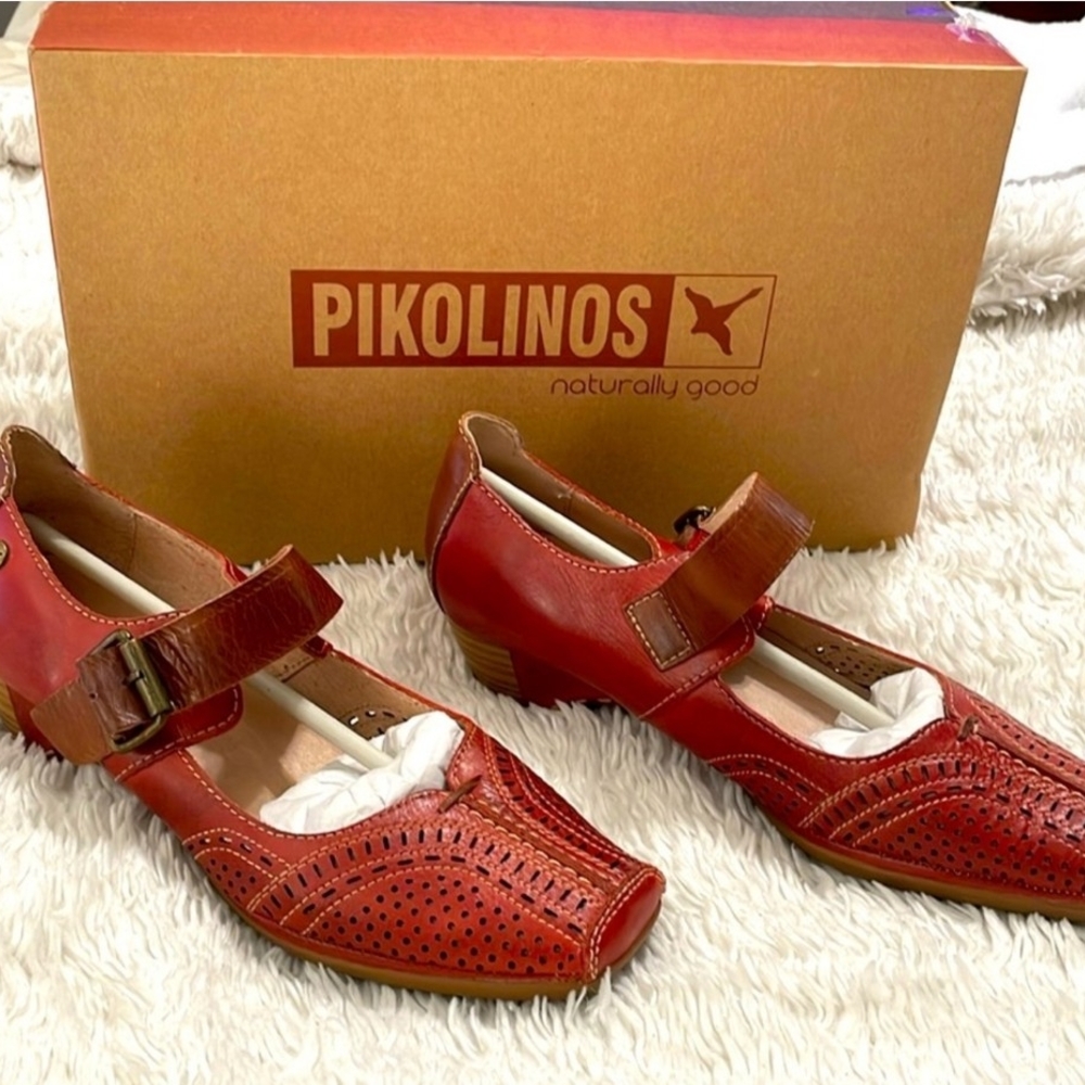 🦋NIB Pikolinos Red Leather Mary Jane Shoes